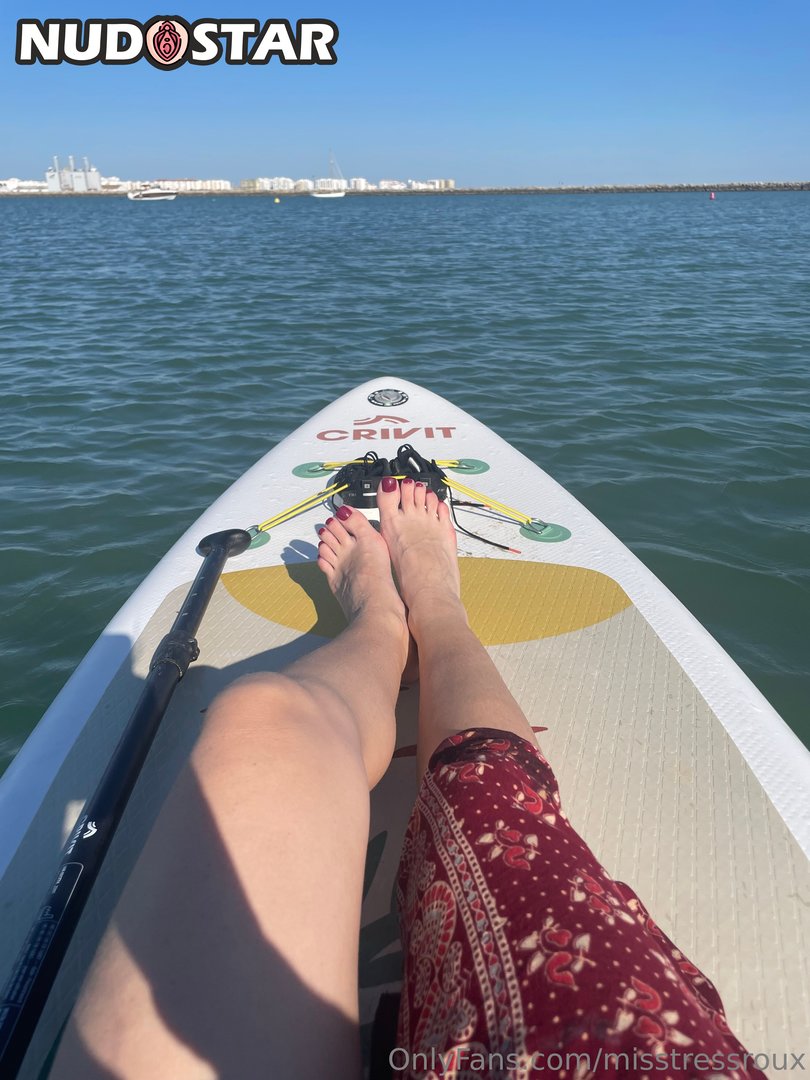 misstressroux_nude_leaks_nudostar-pics_020 Misstressroux Leaked Photo 22