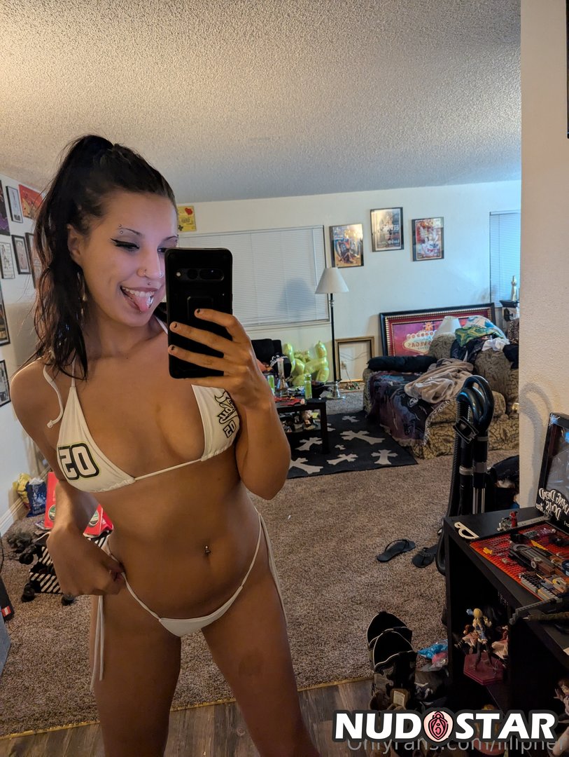 lilipher_nude_leaks_nudostar-pics_001 Lilipher Leaked Photo 3